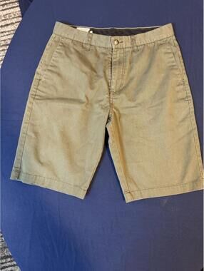 Volcom Men's Olive Green Shorts Size 29